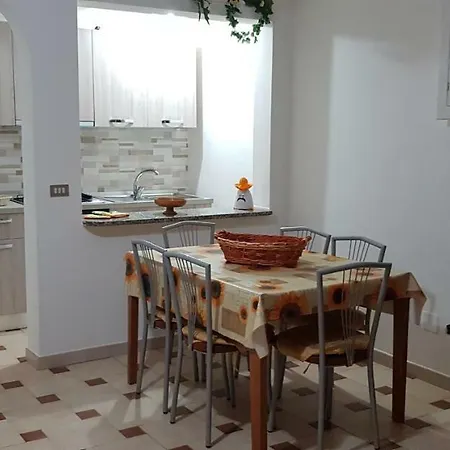Casa Vacanze Roseto 公寓 *